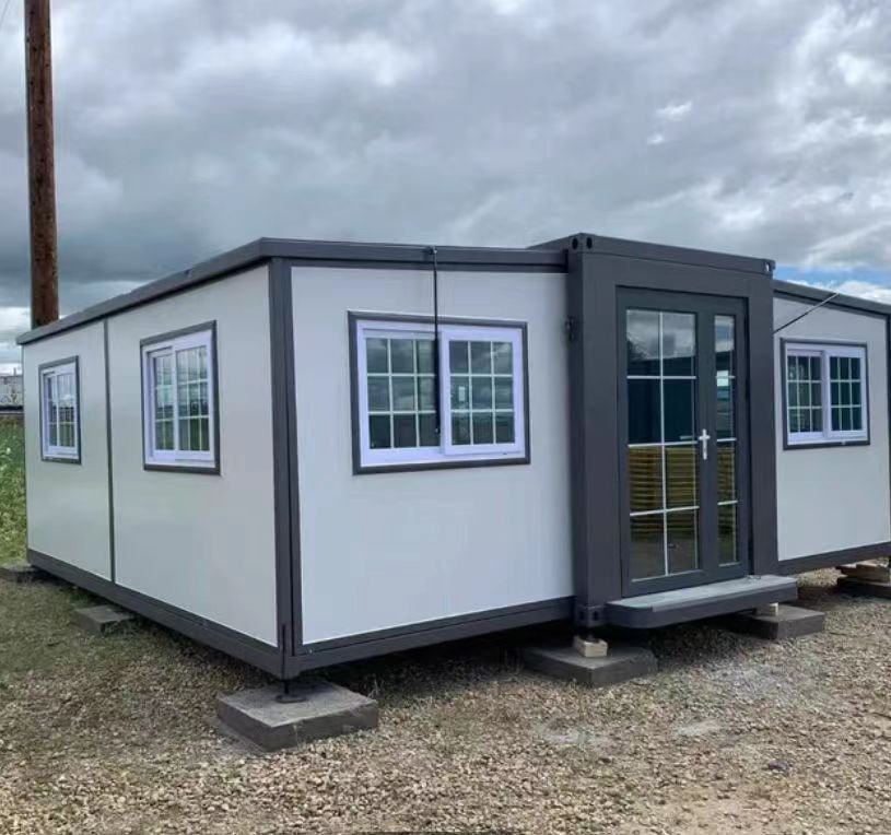 expandable container